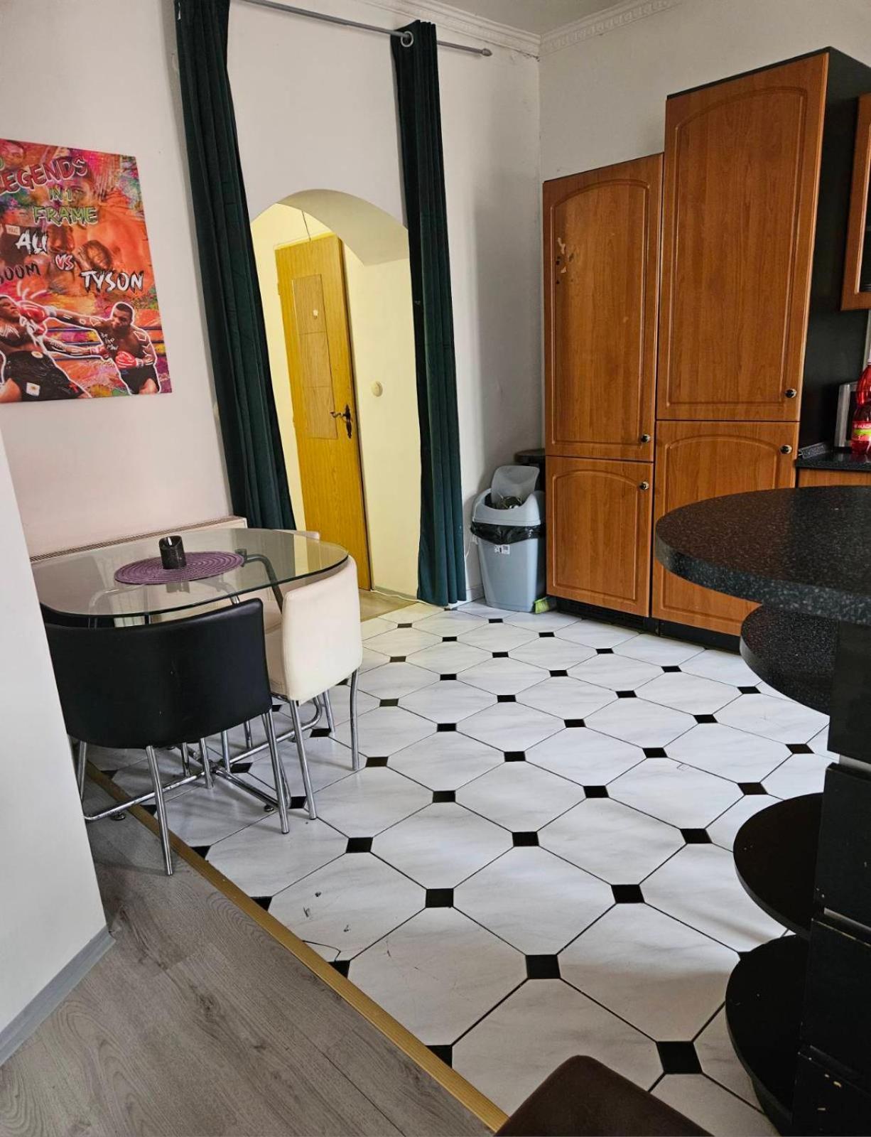 Studio 9 Ostrava Luaran gambar